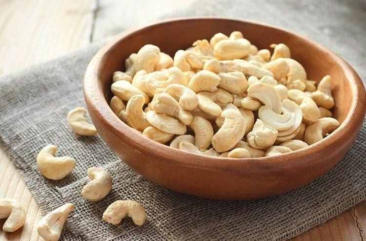 Ăn hạt điều mỗi ngày, lợi ích bất ngờ cho tim mạch và sức khỏe