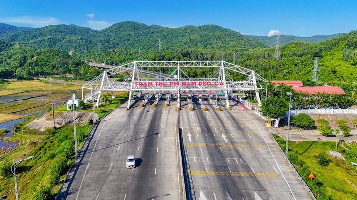 Miễn phí cho tất cả đoàn xe từ thiện qua 21 trạm thu phí của Tập đoàn Đèo Cả