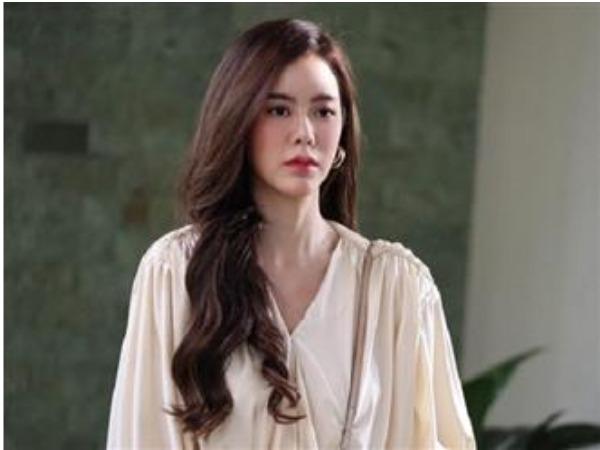 Con gái 4 tuổi của bạn thân chỉ vào ảnh chồng tôi và kể ra 'sự thật kinh hoàng' khiến tôi 'tan vỡ