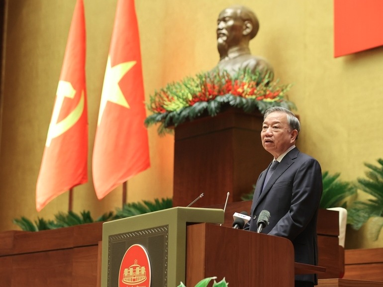 Tổng Bí thư: Mỗi cán bộ bắt tay ngay vào việc với tinh thần