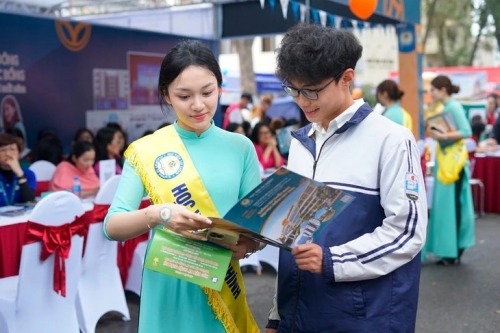Học viện Tài chính quy đổi IELTS 5.5 thành 9 điểm tiếng Anh