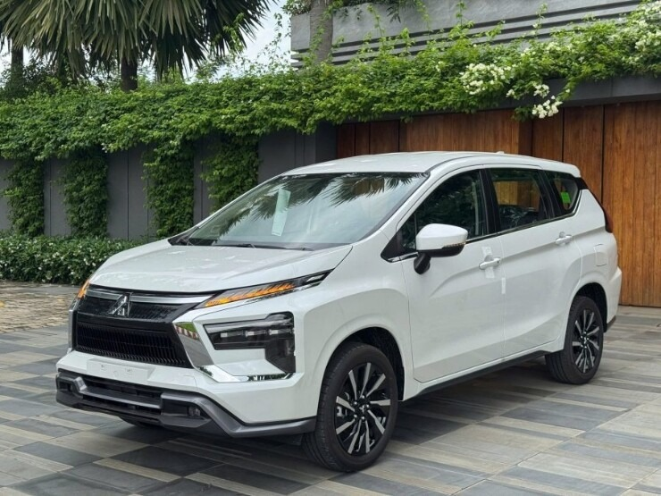 Loạt xe MPV gia đình đáng mua: Nhiều mẫu đang ưu đãi tới gần trăm triệu