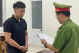 Công an 'dỏm', chuốc say rồi hiếp dâm thiếu nữ đã bị bắt