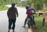 Chồng bỏ quên vợ khi đổ xăng, nhân viên chạy theo 8 km để trả người