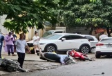 Ô tô tông 5 xe máy, nhiều người nhập viện