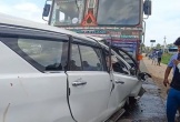 Xe ô tô đâm trực diện xe tải khiến 6 người tử vong, 2 người bị thương