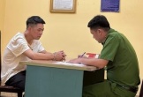 B/ắ/t chủ tịch, phó chủ tịch xã nhận hối lộ