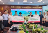 Trúng Vietlott chục tỷ đồng, 2 người đàn ông không đeo mặt nạ khi nhận thưởng, tiết lộ từng nghi ngờ xổ số
