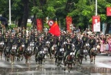 Người dân Hải Phòng mãn nhãn với màn biểu diễn của kỵ binh CAND