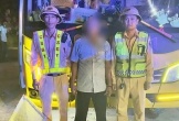 Liên tiếp phát hiện tài xế 'làm liều' trên quốc lộ