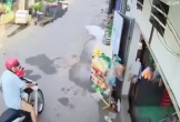 Thót tim tình huống ba xe máy suýt 'giao nhau tại 1 điểm'