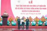 Trao danh hiệu Anh hùng LLVTND tặng Trung tướng Huỳnh Tiền Phong