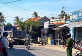 Tai nạn giữa ô tô tải ben với xe máy khiến hai mẹ con thương vong